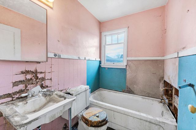 15003 E Rich Ave, Spokane Valley, WA 99216