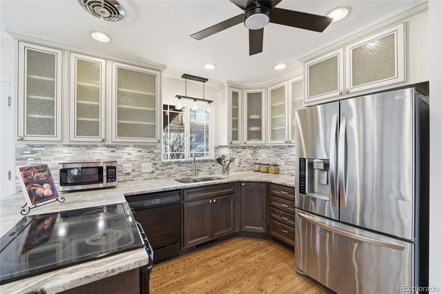 10195 W 17th Place, Lakewood, CO 80215