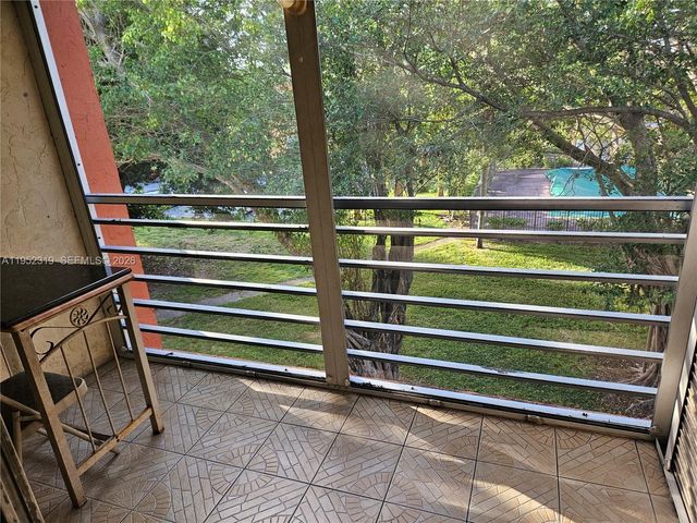 4384 NW 9th Ave 20-3C, Deerfield Beach, FL 33064