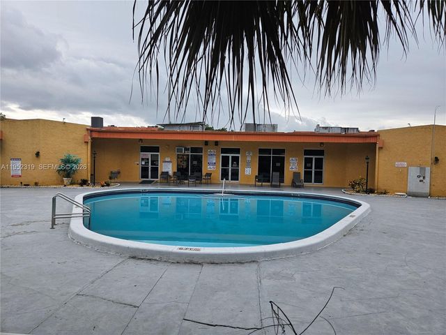 4384 NW 9th Ave 20-3C, Deerfield Beach, FL 33064