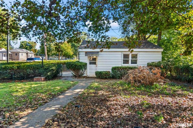 2456 S 11TH Street, Springfield, IL 62703