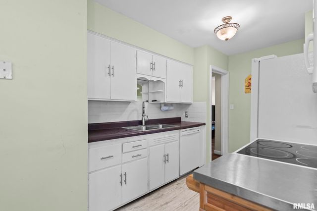2456 S 11TH Street, Springfield, IL 62703