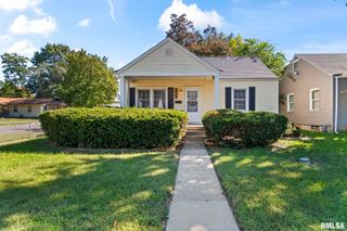 2456 S 11TH Street, Springfield, IL 62703