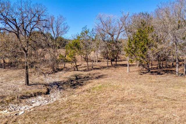 2160 County Road 204, Liberty Hill, TX 78642