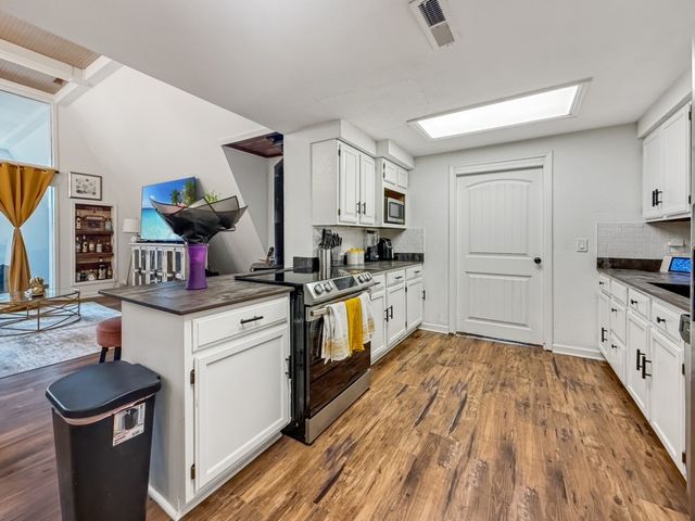 12657 Cooper Drive, Lowell, AR 72745