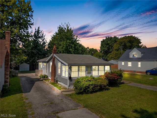 290 E 317th Street, Willowick, OH 44095