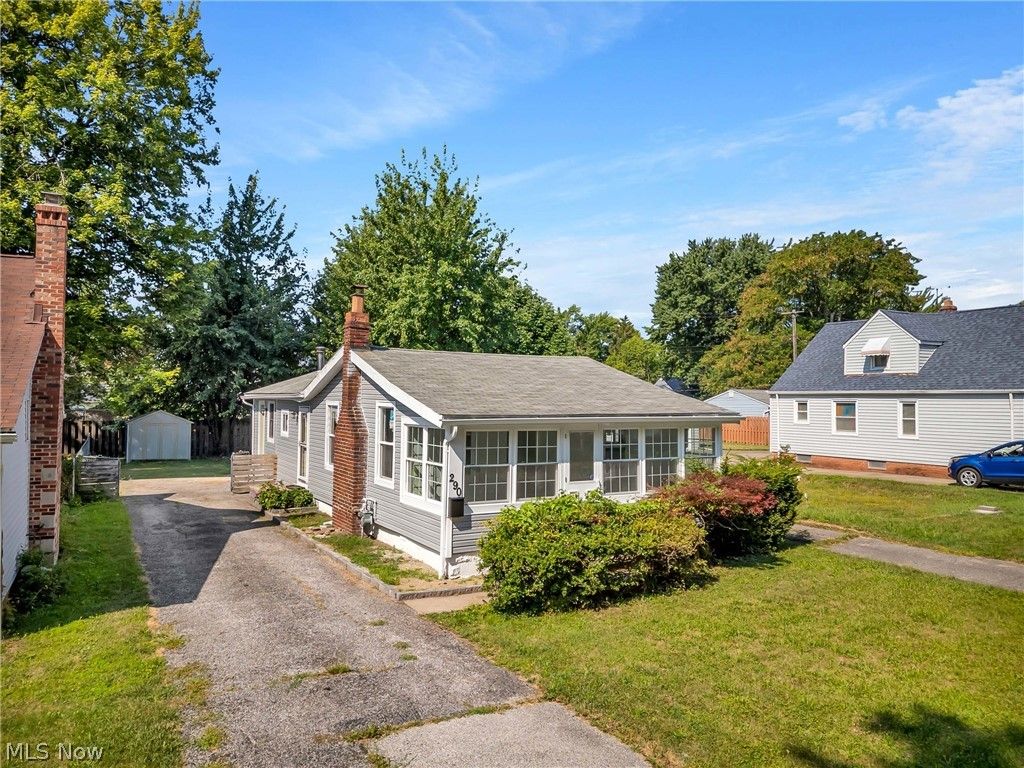 290 E 317th Street, Willowick, OH 44095