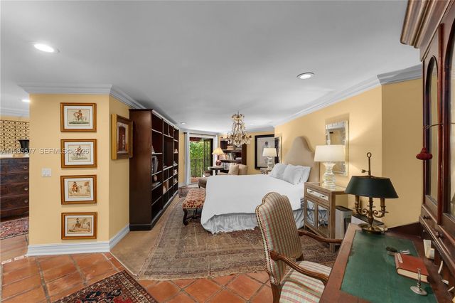 737 Majorca Ave, Coral Gables, FL 33134