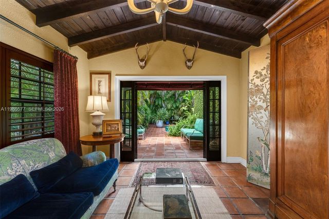 737 Majorca Ave, Coral Gables, FL 33134