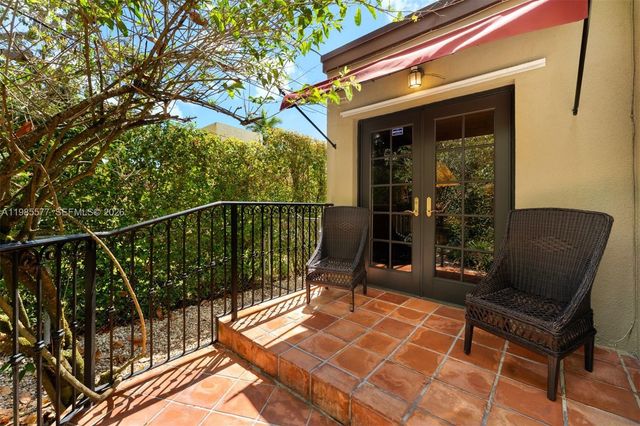 737 Majorca Ave, Coral Gables, FL 33134