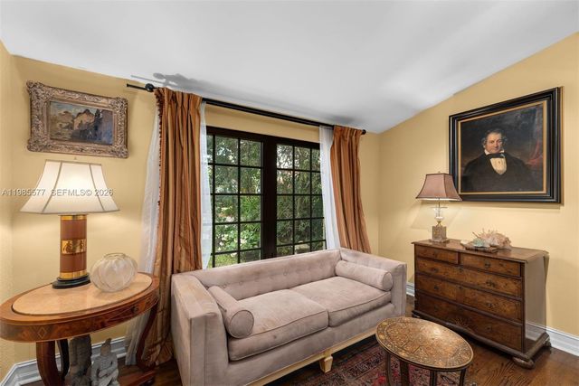 737 Majorca Ave, Coral Gables, FL 33134