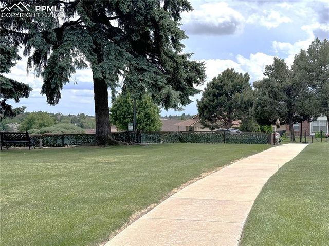 434 Valley Hi Circle B24, Colorado Springs, CO 80910