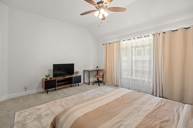 8508 White Rock Lane, Denton, TX 76226