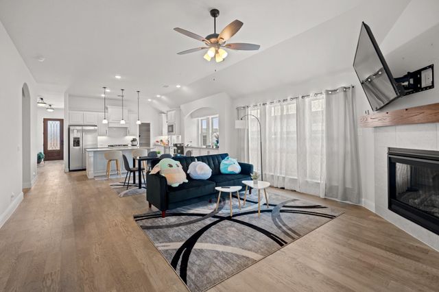 8508 White Rock Lane, Denton, TX 76226