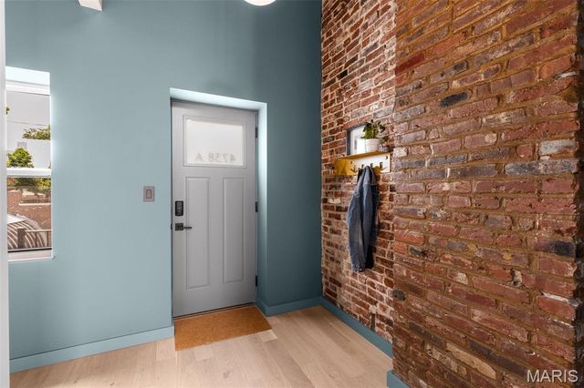 4738 McPherson Avenue 201, St Louis, MO 63108