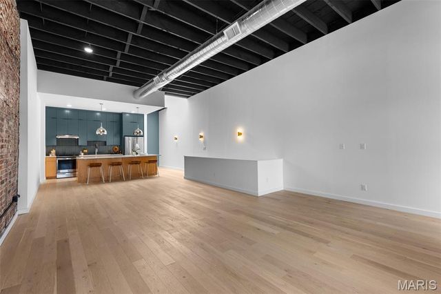 4738 McPherson Avenue 201, St Louis, MO 63108