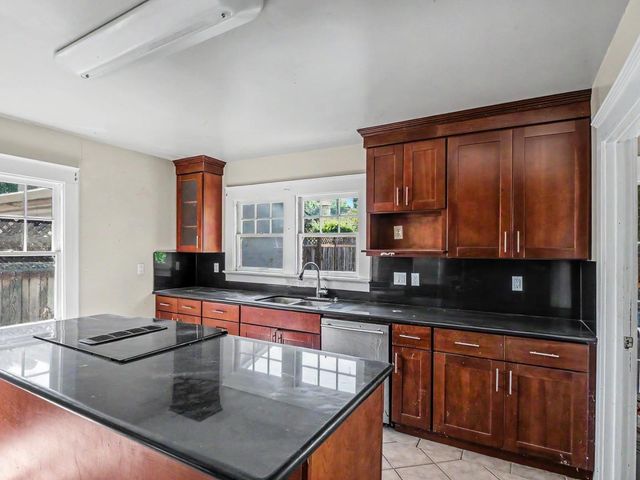 773 Park Court, Santa Clara, CA 95050