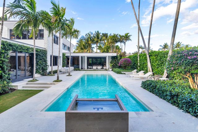 244 Nightingale Trail, Palm Beach, FL 33480