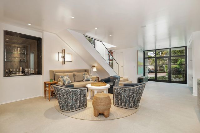 244 Nightingale Trail, Palm Beach, FL 33480