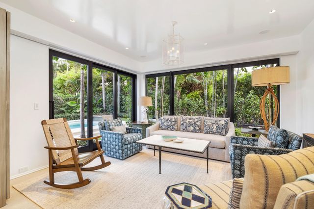 244 Nightingale Trail, Palm Beach, FL 33480