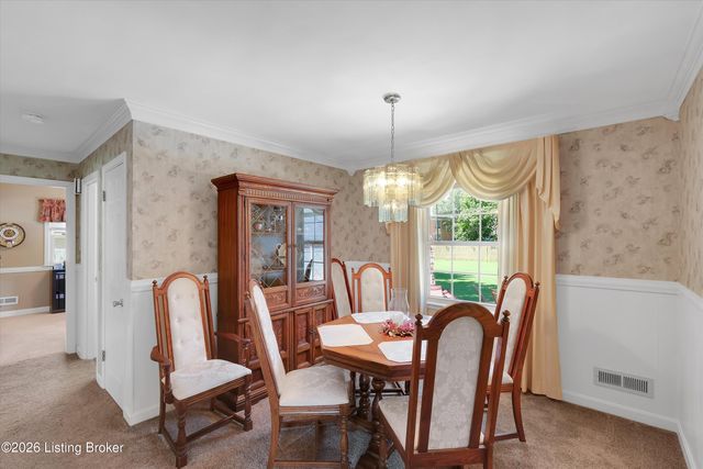 9910 Fireside Dr, Louisville, KY 40272