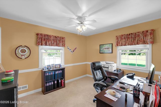 9910 Fireside Dr, Louisville, KY 40272