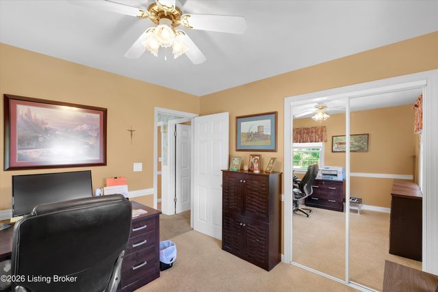 9910 Fireside Dr, Louisville, KY 40272