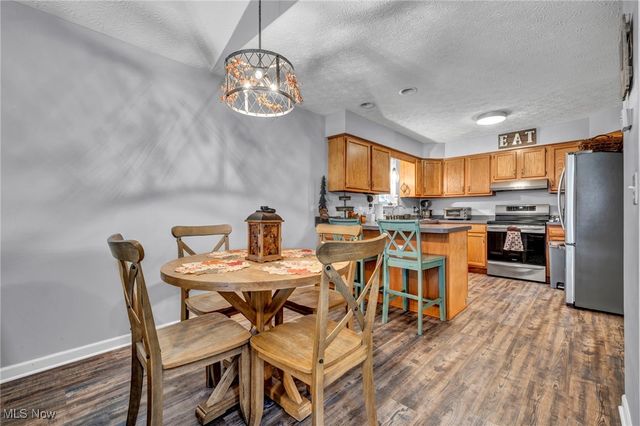 325 Westberry Circle 325, Tallmadge, OH 44278