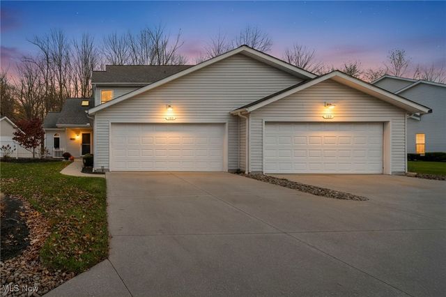 325 Westberry Circle 325, Tallmadge, OH 44278