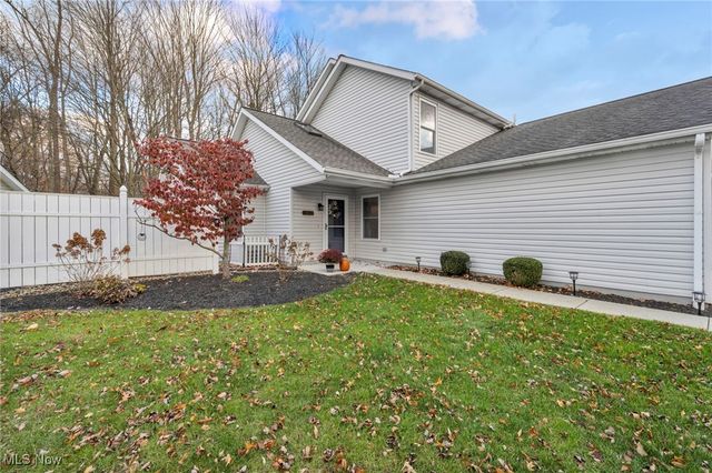 325 Westberry Circle 325, Tallmadge, OH 44278