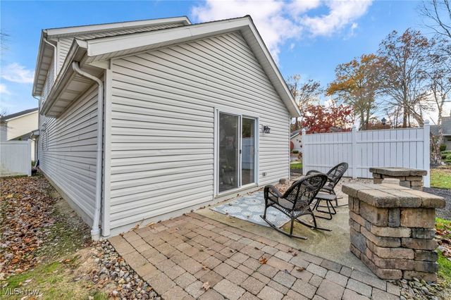 325 Westberry Circle 325, Tallmadge, OH 44278