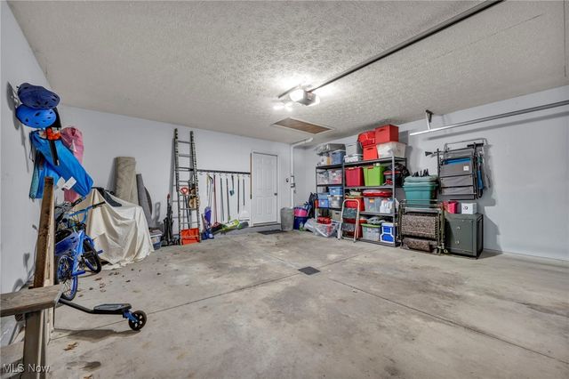 325 Westberry Circle 325, Tallmadge, OH 44278