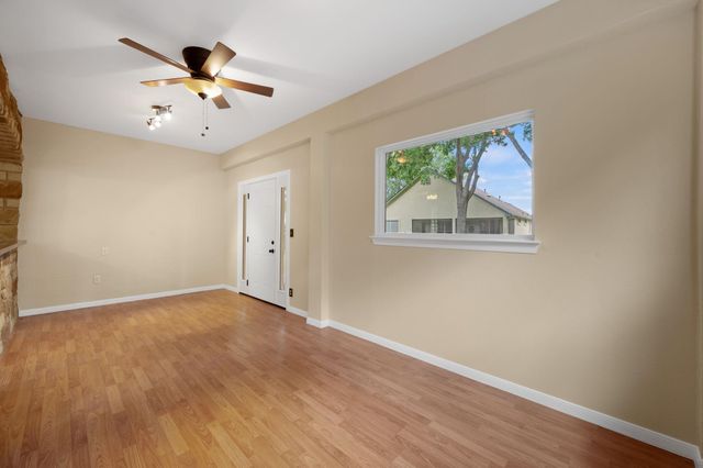 118 Bass ST, Georgetown, TX 78633