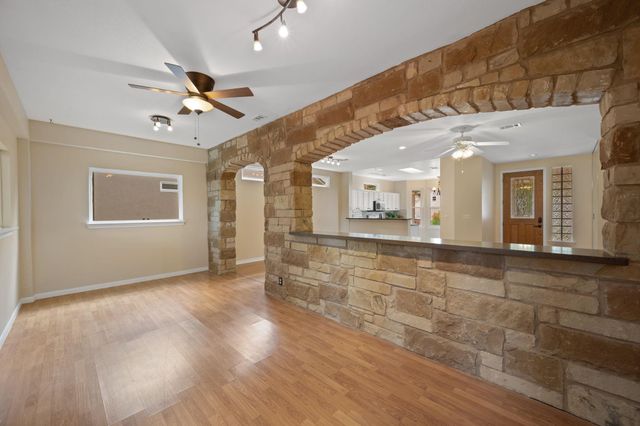 118 Bass ST, Georgetown, TX 78633