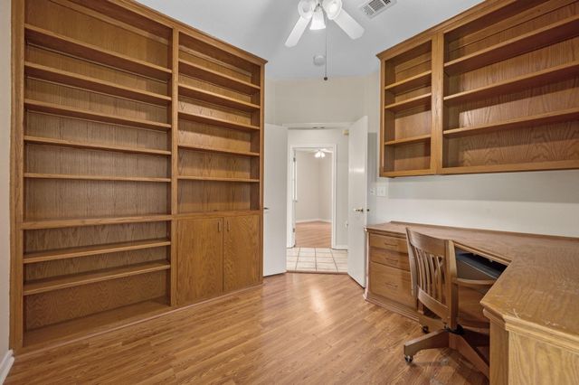 118 Bass ST, Georgetown, TX 78633