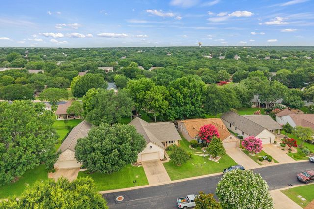 118 Bass ST, Georgetown, TX 78633