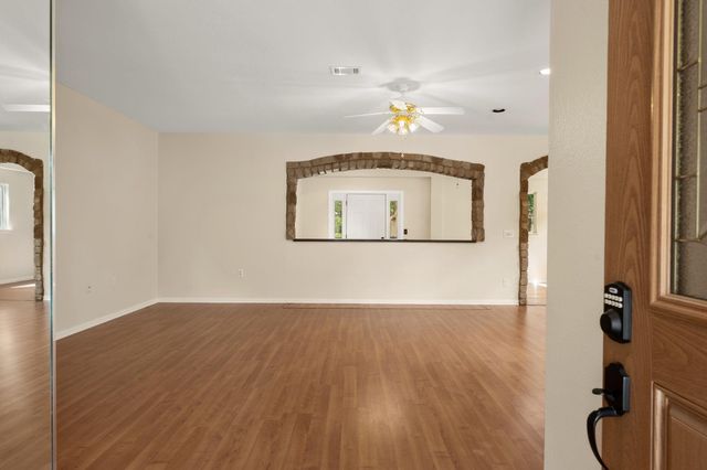 118 Bass ST, Georgetown, TX 78633