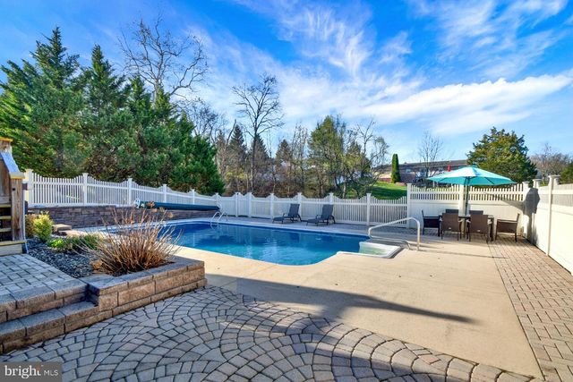 204 JADE DRIVE, Chambersburg, PA 17202