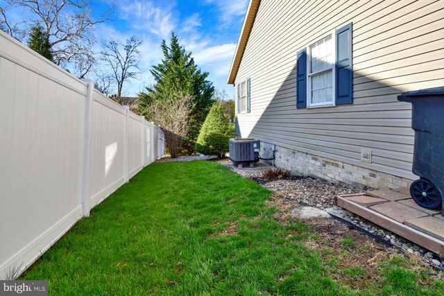 204 JADE DRIVE, Chambersburg, PA 17202