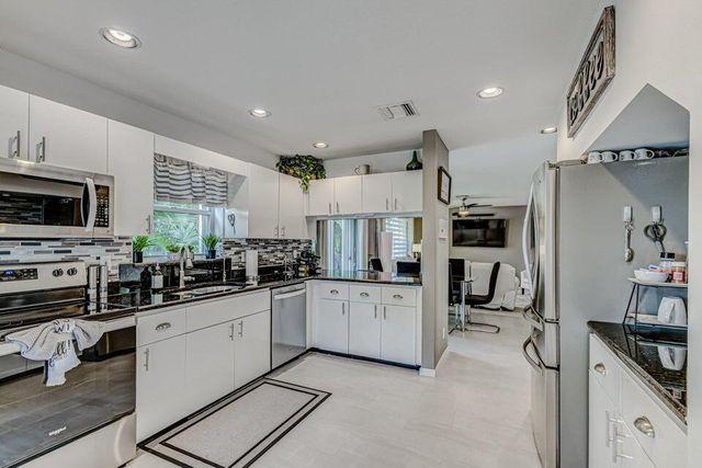 18174 SE Fairview Circle, Tequesta, FL 33469