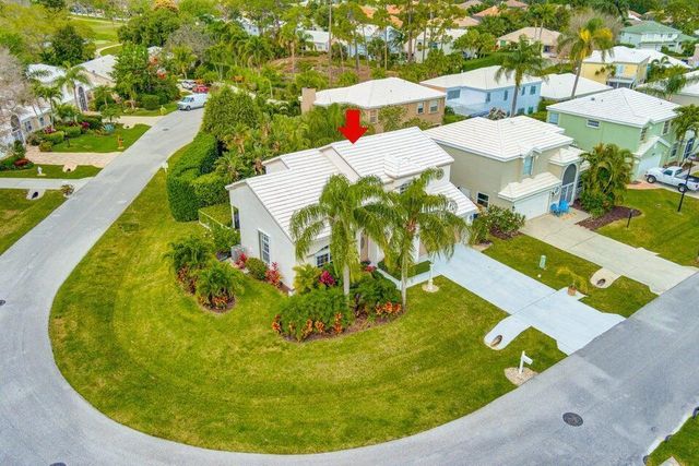 18174 SE Fairview Circle, Tequesta, FL 33469