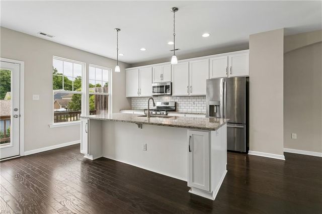 3512 Hickory Neck BLVD, Toano, VA 23168