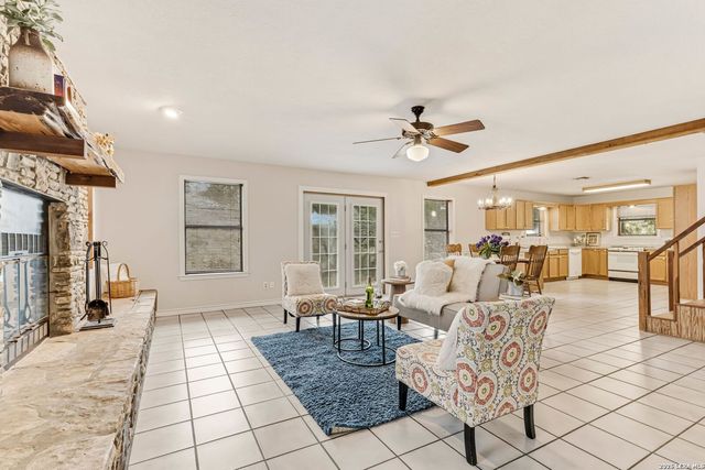 211 Krebs, Canyon Lake, TX 78133
