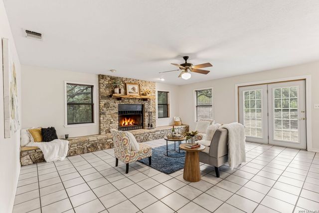 211 Krebs, Canyon Lake, TX 78133