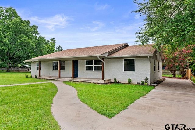 512 E Lane St, Quitman, TX 75783
