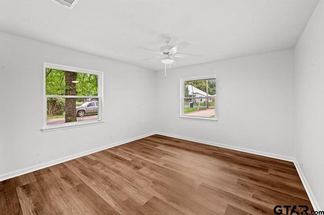 512 E Lane St, Quitman, TX 75783