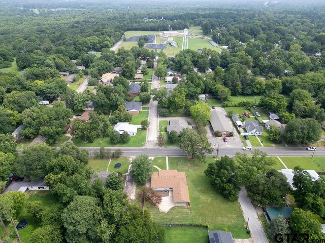 512 E Lane St, Quitman, TX 75783