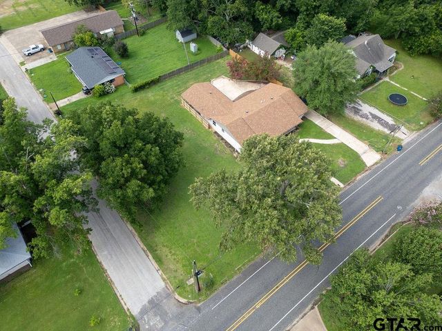 512 E Lane St, Quitman, TX 75783