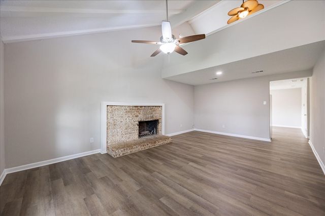 532 Kent Drive, Lewisville, TX 75067