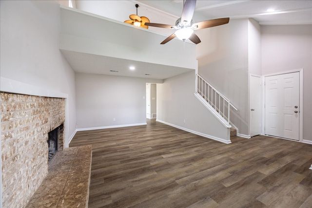 532 Kent Drive, Lewisville, TX 75067